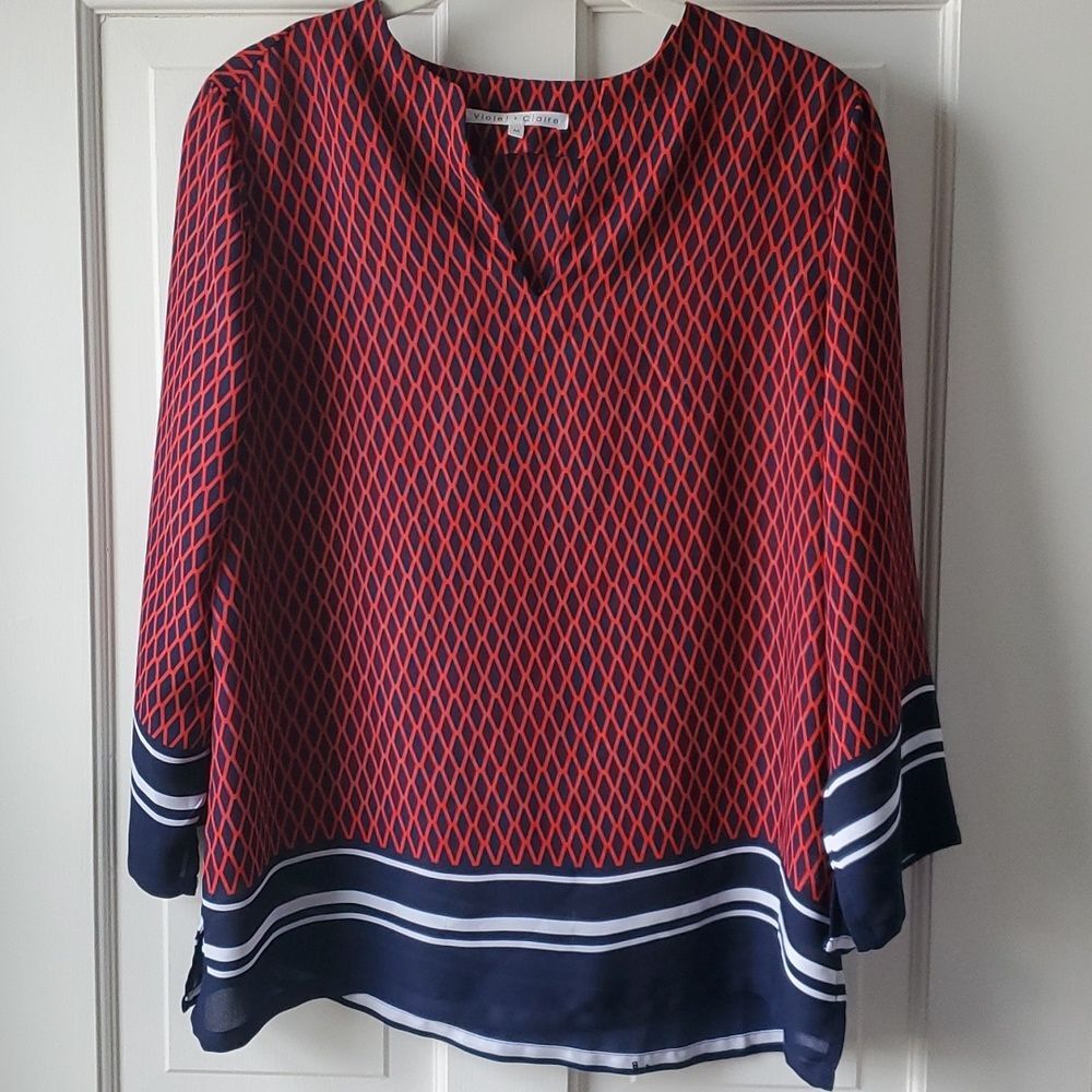 VIOLET + CLAIRE RED WHITE BLUE TUNIC TOP BLUE MEDIUM GEOMETRIC NAUTICAL